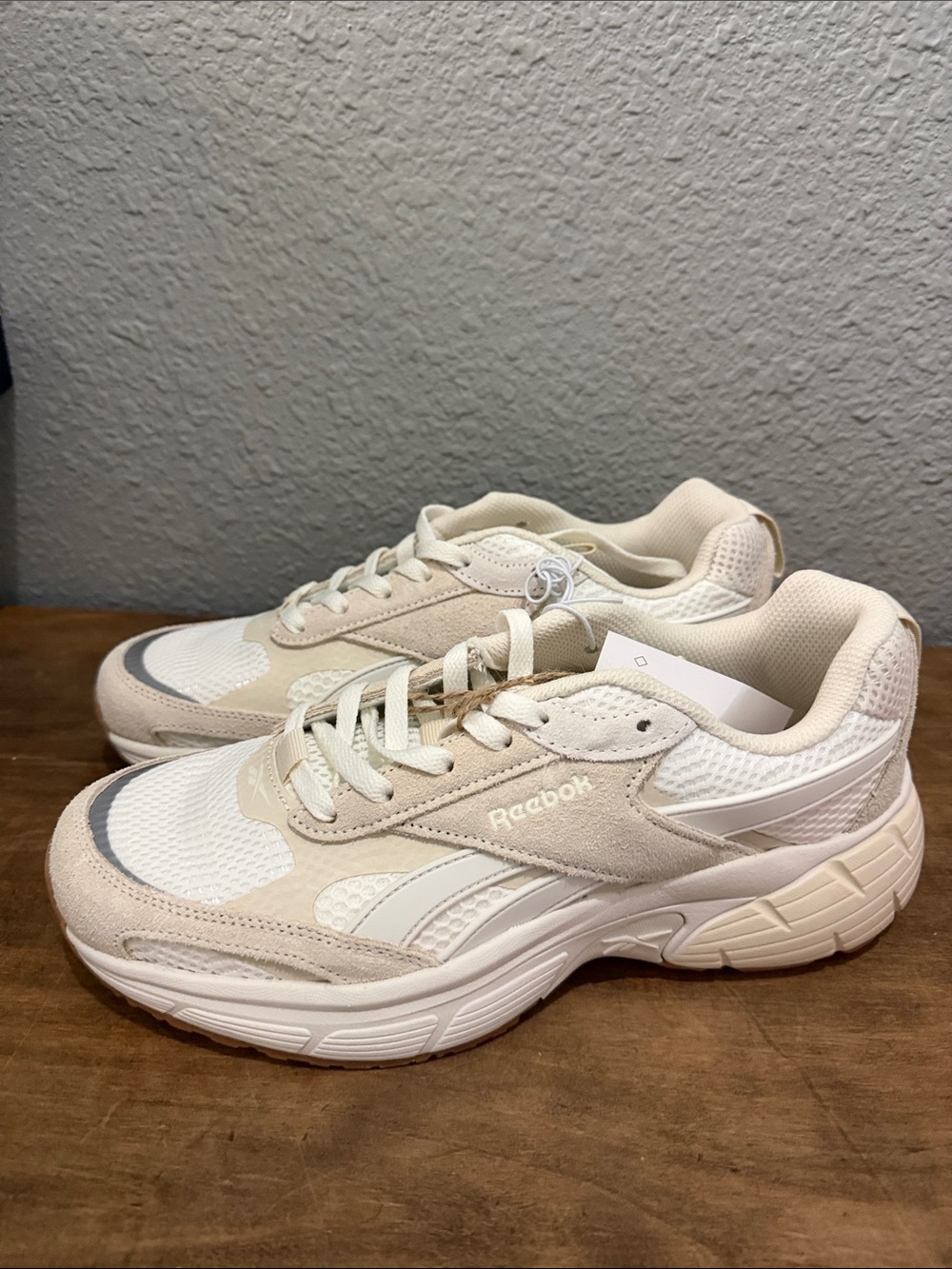 Reebok Neutral White and Cream Chunky Trainer Chaos Running size 10